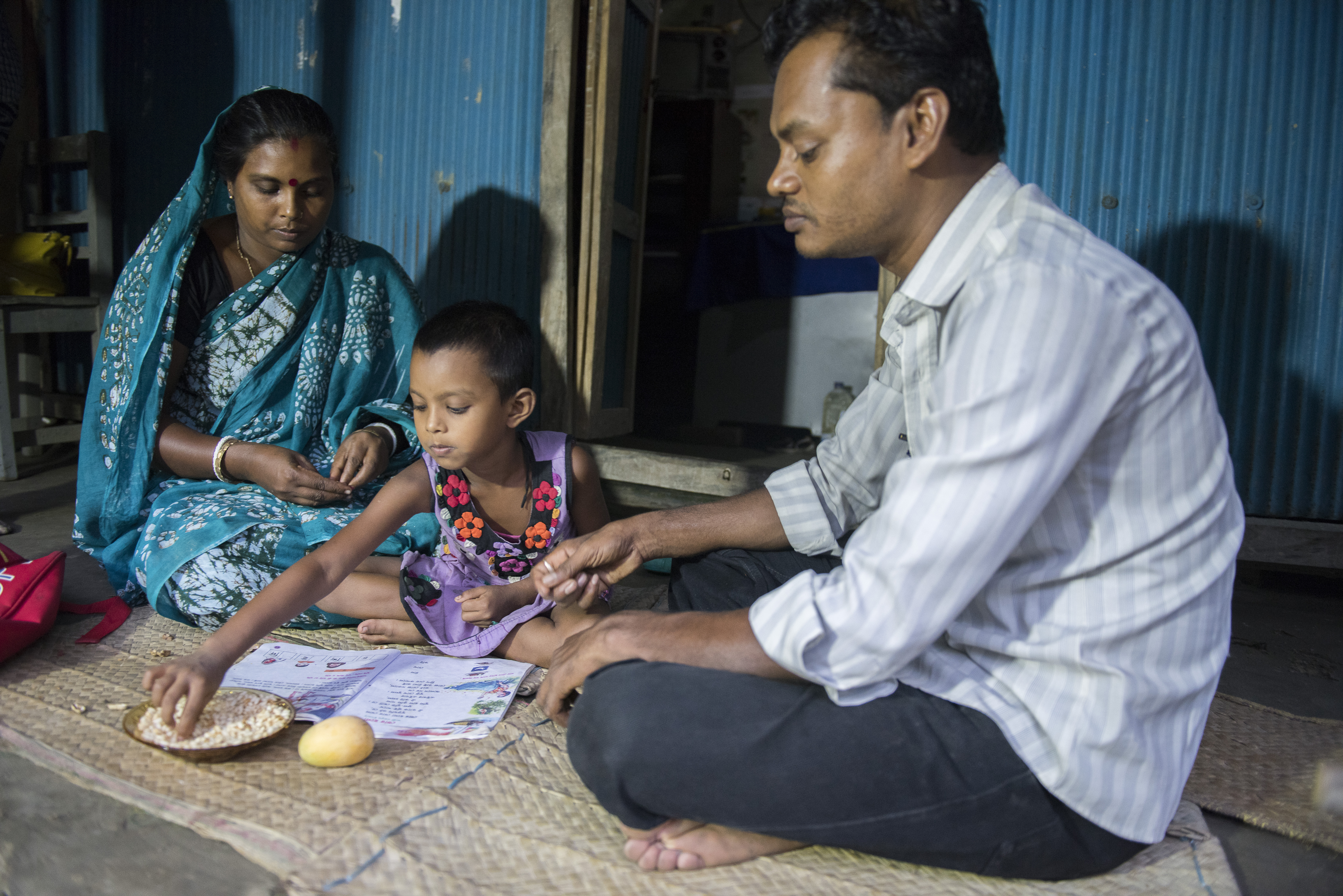 Bangladesh family