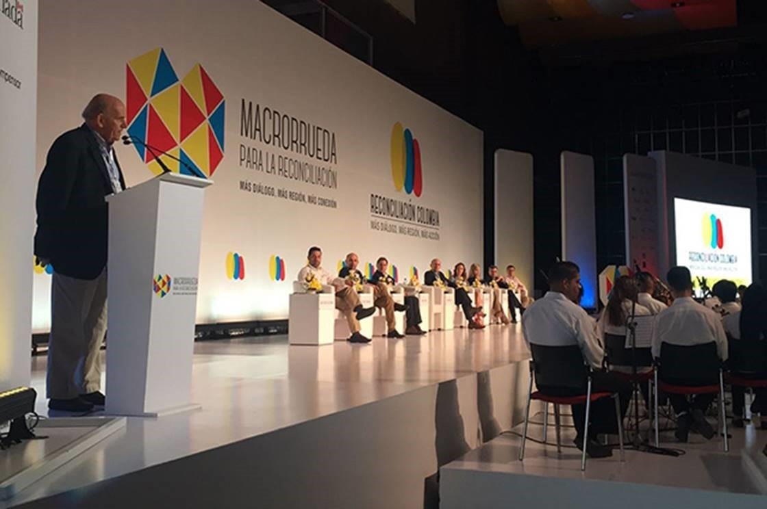 Participants gather for the first Macrorrueda held November 30-December 1 in Cali