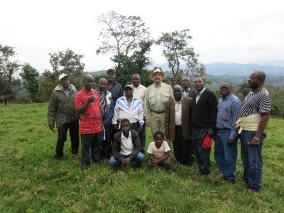 ACDI/VOCA volunteer David Roberts visits farmers pastures in Betumbo, DRC