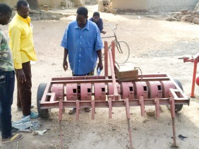 The tractor-adapted motorized seeder designed by the president of the Nièta Cooperative in Mali